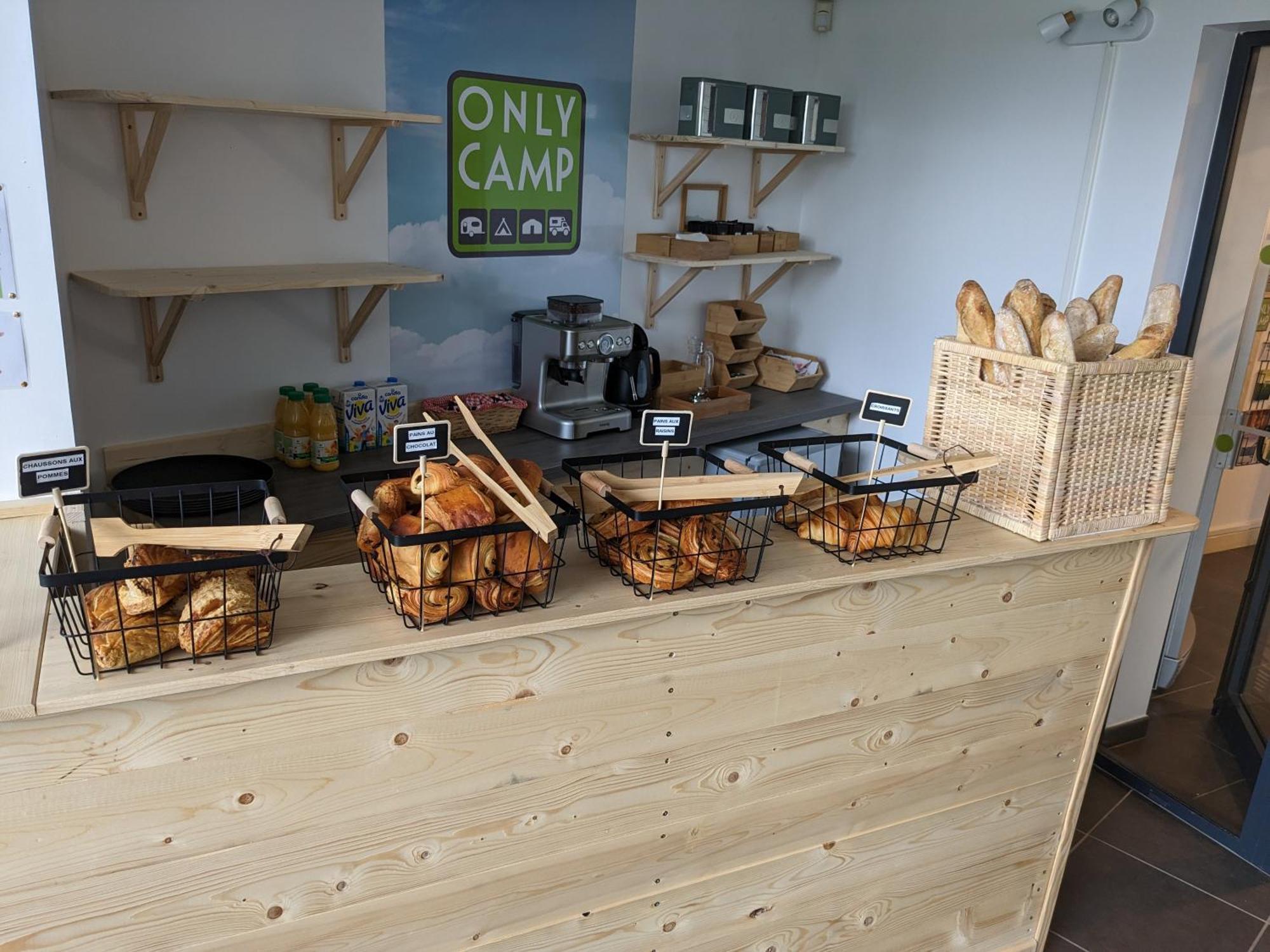 Camping Onlycamp Tours Val De Loire Saint-Avertin Kültér fotó